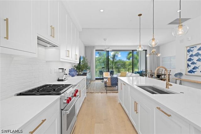 850 Central AVE 203, Other, FL 34102