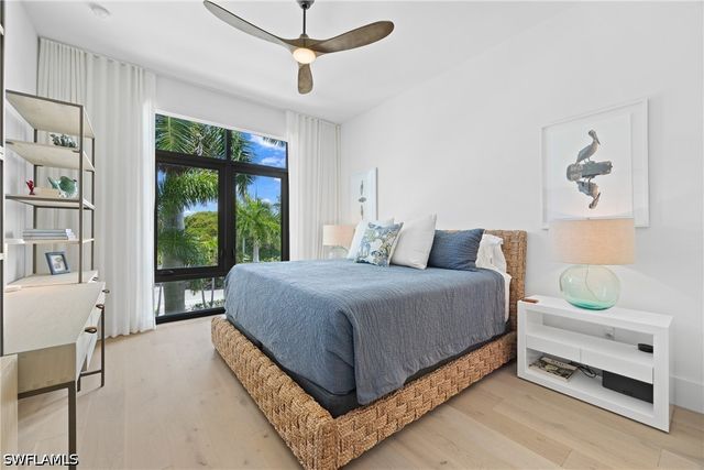 850 Central AVE 203, Other, FL 34102