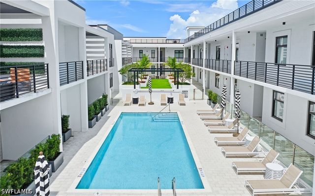 850 Central AVE 203, Other, FL 34102