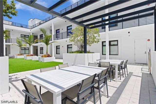 850 Central AVE 203, Other, FL 34102