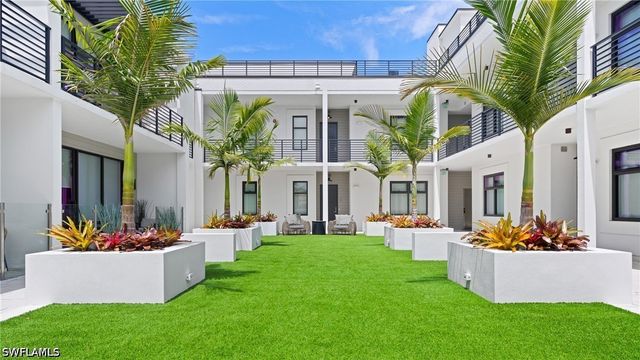 850 Central AVE 203, Other, FL 34102