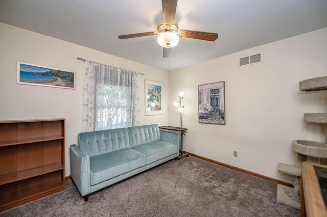 2008 S DEERBORN CIR, Columbia, MO 65203