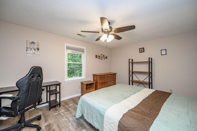 2008 S DEERBORN CIR, Columbia, MO 65203