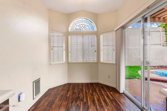 6917 Luther Circle, Moorpark, CA 93021