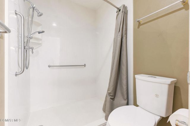 6917 Luther Circle, Moorpark, CA 93021