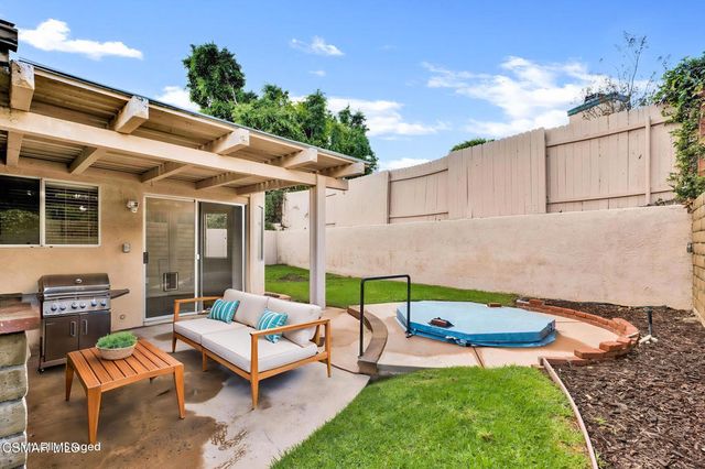 6917 Luther Circle, Moorpark, CA 93021