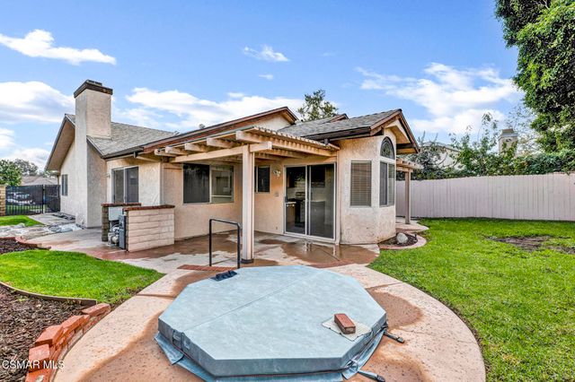 6917 Luther Circle, Moorpark, CA 93021