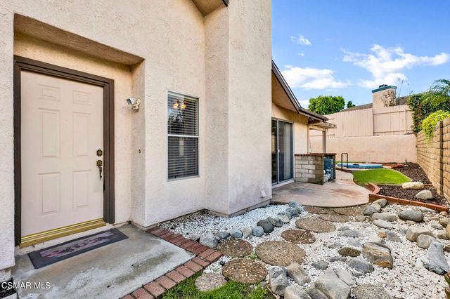 6917 Luther Circle, Moorpark, CA 93021