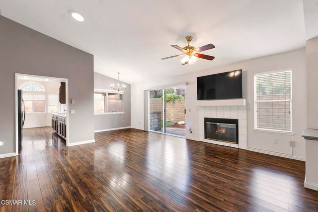 6917 Luther Circle, Moorpark, CA 93021