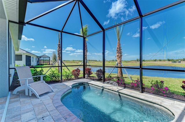 264 VAN GOGH COVE, Bradenton, FL 34212