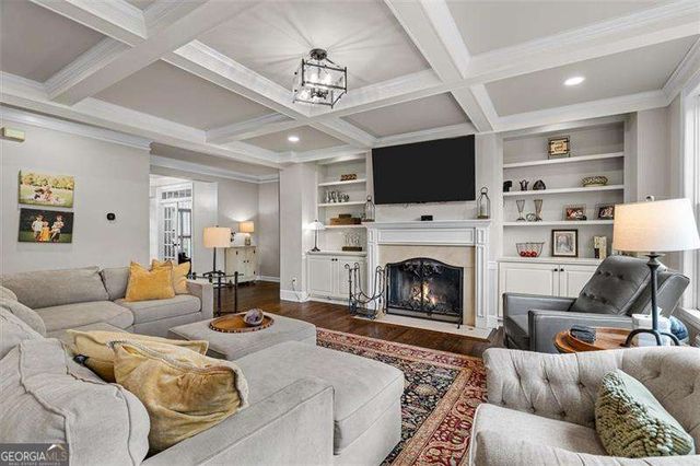 658 VININGS ESTATES Drive SE, Mableton, GA 30126