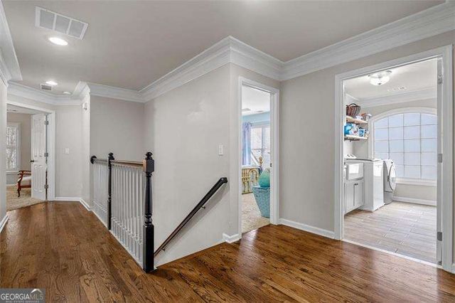 658 VININGS ESTATES Drive SE, Mableton, GA 30126