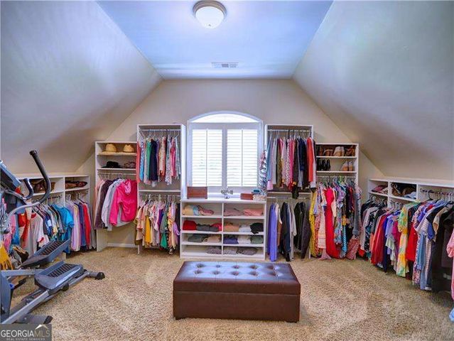 658 VININGS ESTATES Drive SE, Mableton, GA 30126