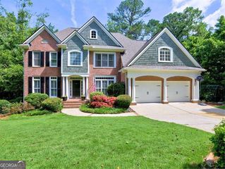 658 VININGS ESTATES Drive SE, Mableton, GA 30126