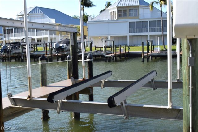 4341 Bay Beach LN, Fort Myers Beach, FL 33931