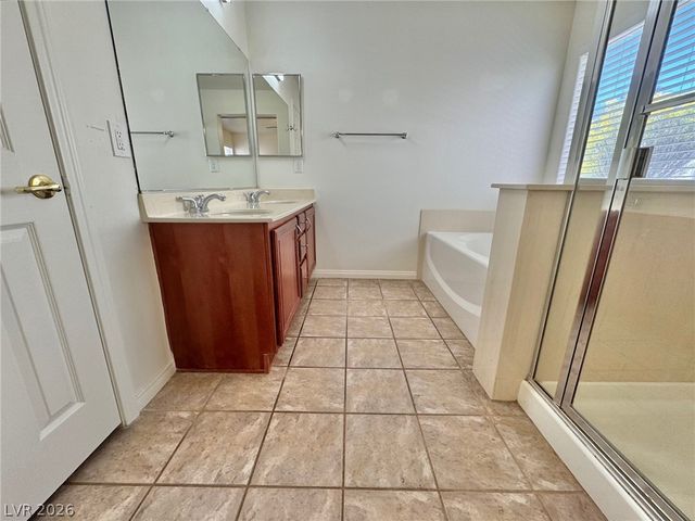 584 Playa Linda Place, Las Vegas, NV 89138