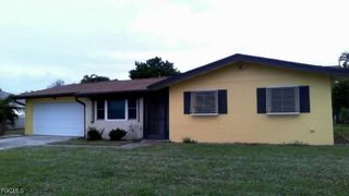 4555 Vinsetta AVE, North Fort Myers, FL 33903
