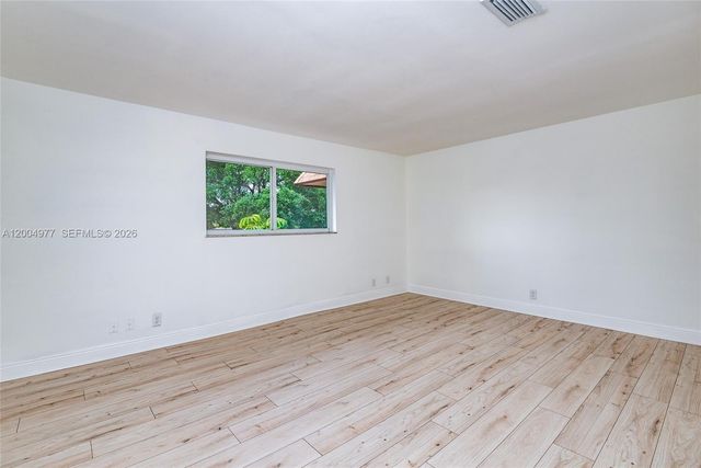 7920 Kimberly Boulevard 305, North Lauderdale, FL 33068