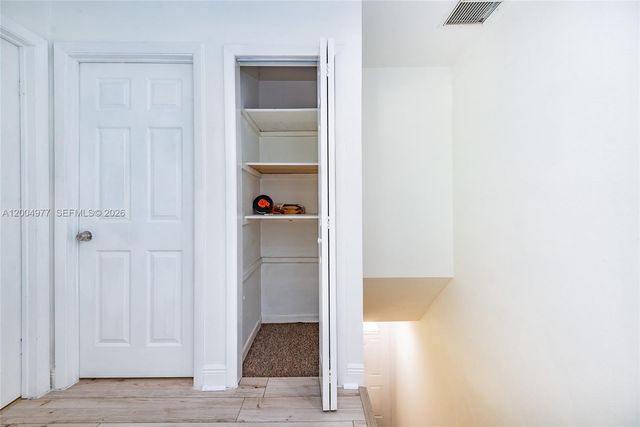 7920 Kimberly Boulevard 305, North Lauderdale, FL 33068