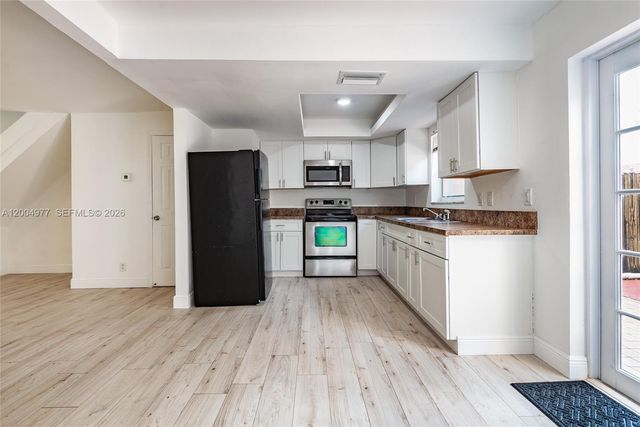 7920 Kimberly Boulevard 305, North Lauderdale, FL 33068