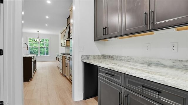 1502 Wharf Hill DR, Smithfield, VA 23430