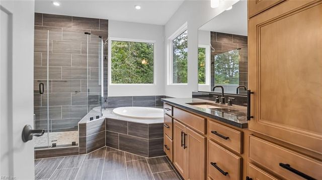 1502 Wharf Hill DR, Smithfield, VA 23430