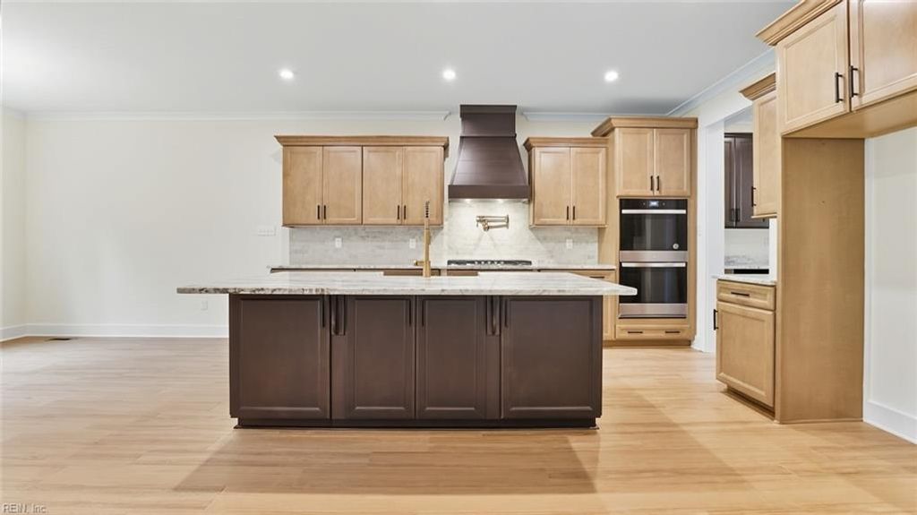 1502 Wharf Hill DR, Smithfield, VA 23430