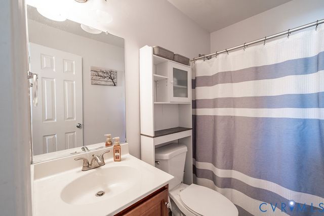 9215 Huntington Woods Dr, Mechanicsville, VA 23116