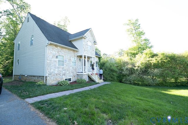 9215 Huntington Woods Dr, Mechanicsville, VA 23116
