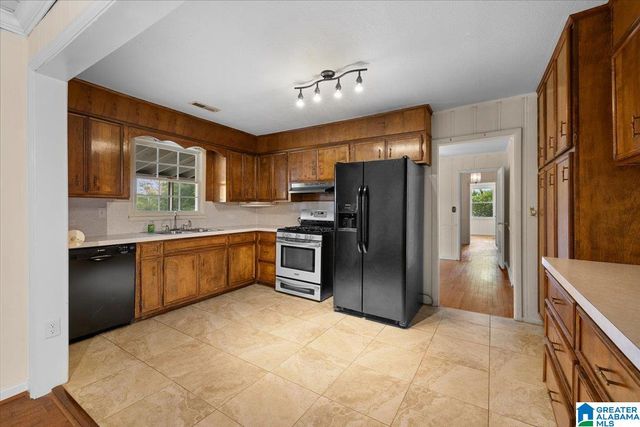 1203 PARK AVENUE, Oneonta, AL 35121