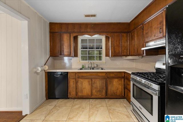 1203 PARK AVENUE, Oneonta, AL 35121