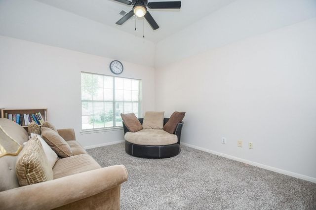 15715 Brookwood Lake Place, Sugar Land, TX 77498