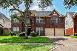 15715 Brookwood Lake Place, Sugar Land, TX 77498