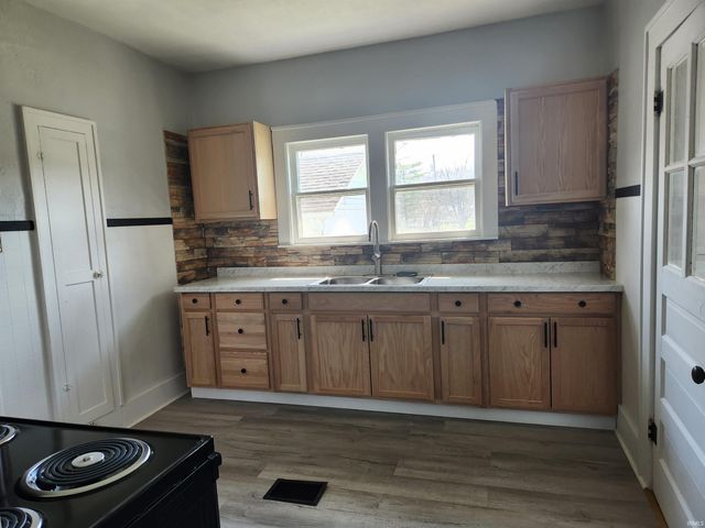 931 S Paoli Unionville Road, Paoli, IN 47454