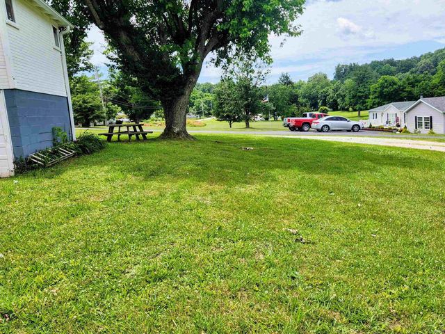 931 S Paoli Unionville Road, Paoli, IN 47454