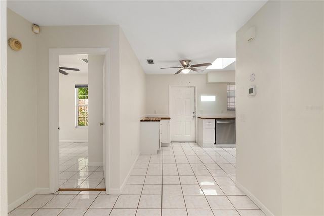 2080 NW 2ND STREET, Gainesville, FL 32609