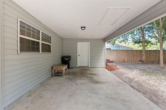 2080 NW 2ND STREET, Gainesville, FL 32609