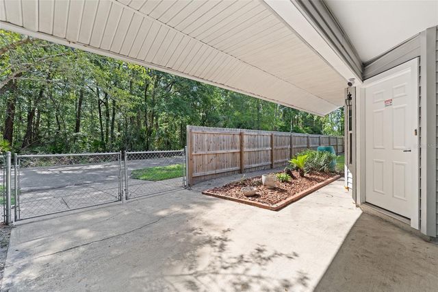 2080 NW 2ND STREET, Gainesville, FL 32609