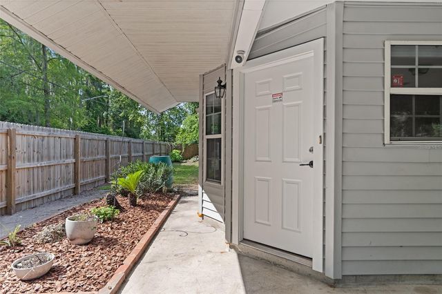 2080 NW 2ND STREET, Gainesville, FL 32609