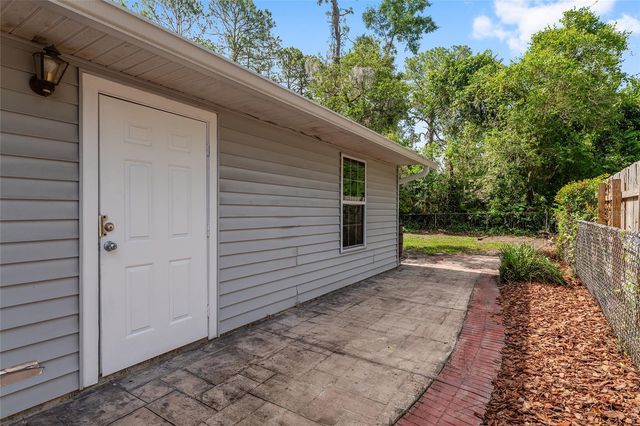 2080 NW 2ND STREET, Gainesville, FL 32609