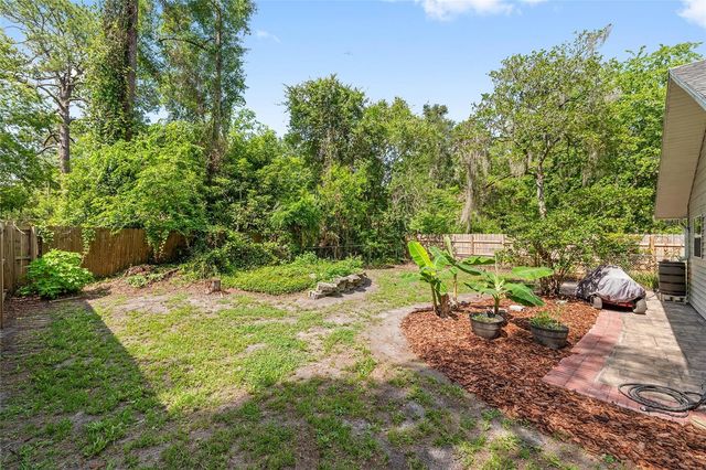 2080 NW 2ND STREET, Gainesville, FL 32609