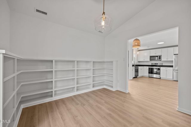 115 Greenmeadow Lane, Chapel Hill, NC 27514