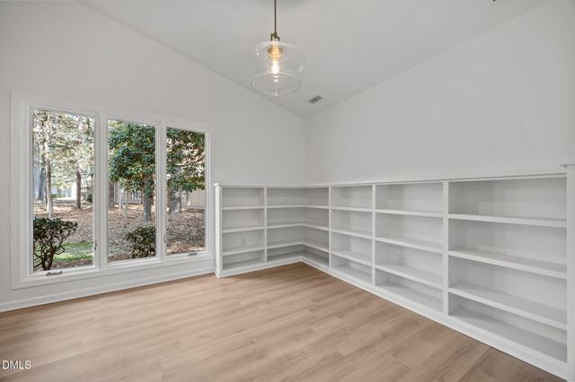 115 Greenmeadow Lane, Chapel Hill, NC 27514