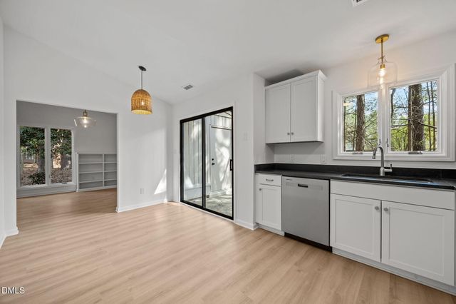 115 Greenmeadow Lane, Chapel Hill, NC 27514