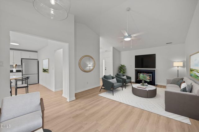 115 Greenmeadow Lane, Chapel Hill, NC 27514