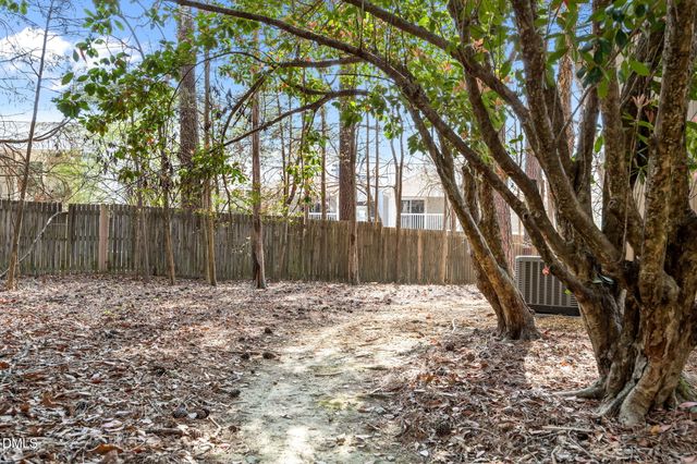 115 Greenmeadow Lane, Chapel Hill, NC 27514