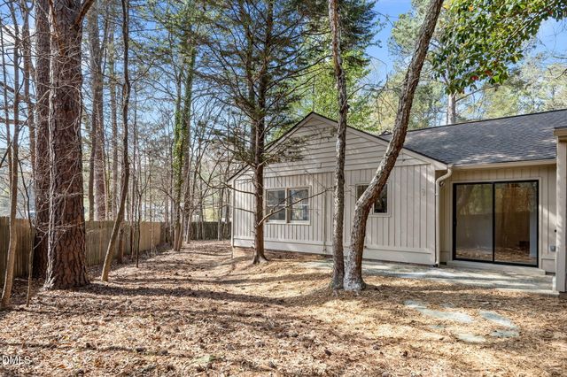 115 Greenmeadow Lane, Chapel Hill, NC 27514