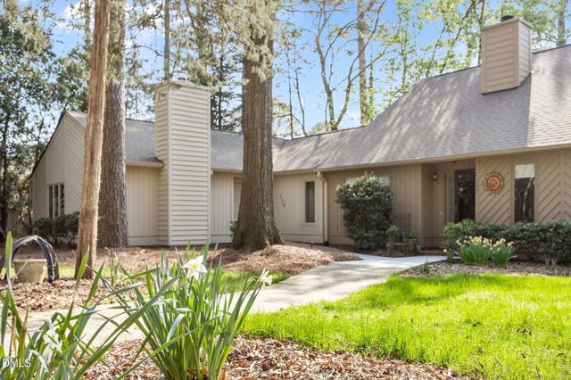 115 Greenmeadow Lane, Chapel Hill, NC 27514