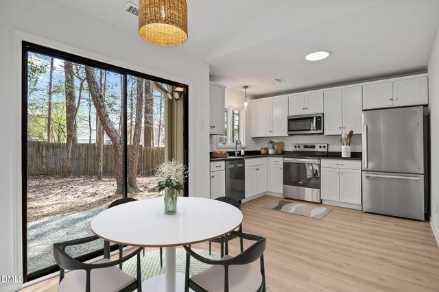 115 Greenmeadow Lane, Chapel Hill, NC 27514