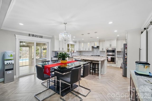 14010 Mareshead Lane, Matthews, NC 28105